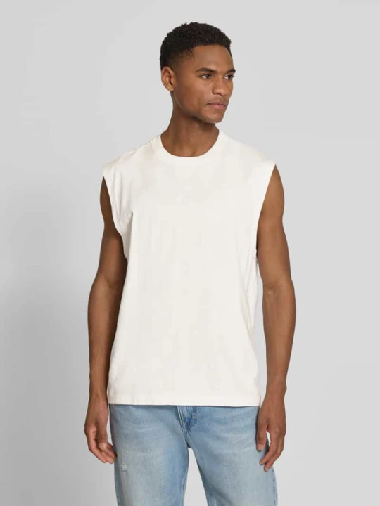 Zdjęcie produktu t-shirt o kroju relaxed fit z mieszanka bawełny model 'TE_SURF' Boss Złamany biały