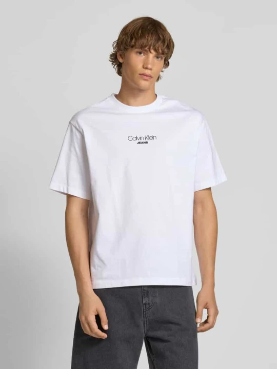 Zdjęcie produktu T-shirt o kroju relaxed fit z okrągłym dekoltem Calvin Klein Jeans Biały