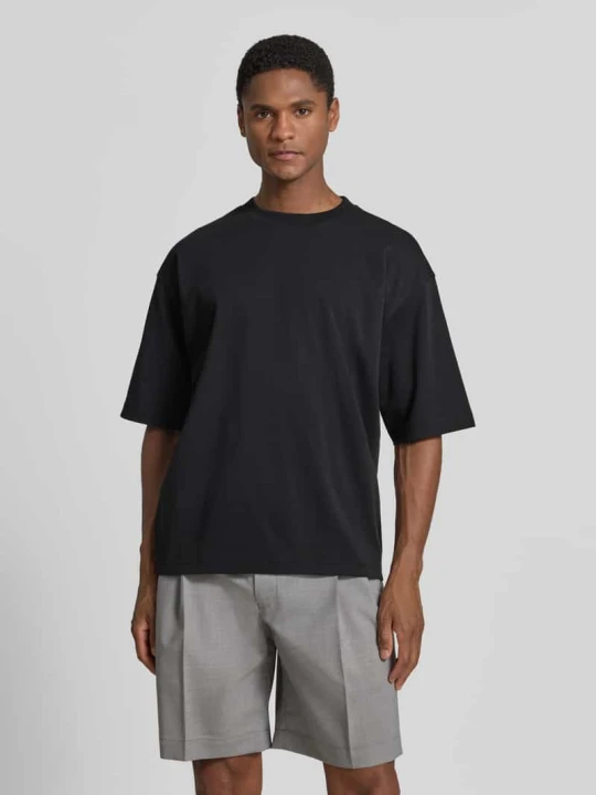 Zdjęcie produktu t-shirt o kroju relaxed fit z okrągłym dekoltem Jake*s Czarny