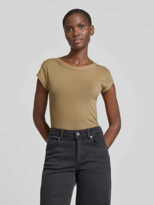 Zdjęcie produktu T-shirt o kroju slim fit z czystej bawełny z prążkowanym, okrągłym dekoltem Marc O'Polo Piaskowy