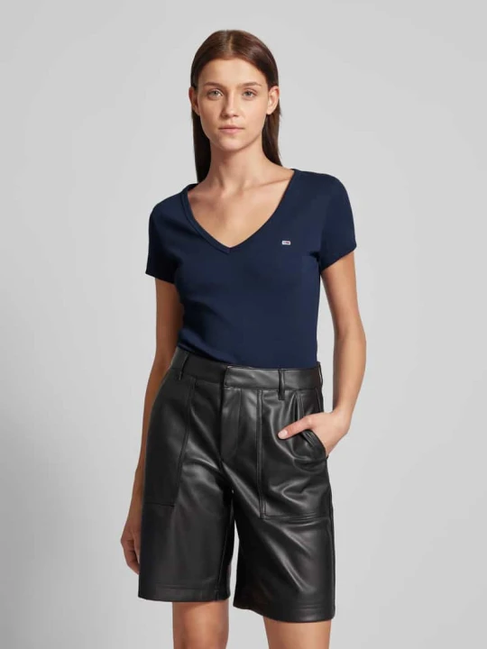 Zdjęcie produktu T-shirt o kroju Slim Fit z dekoltem w serek Tommy Jeans Granatowy