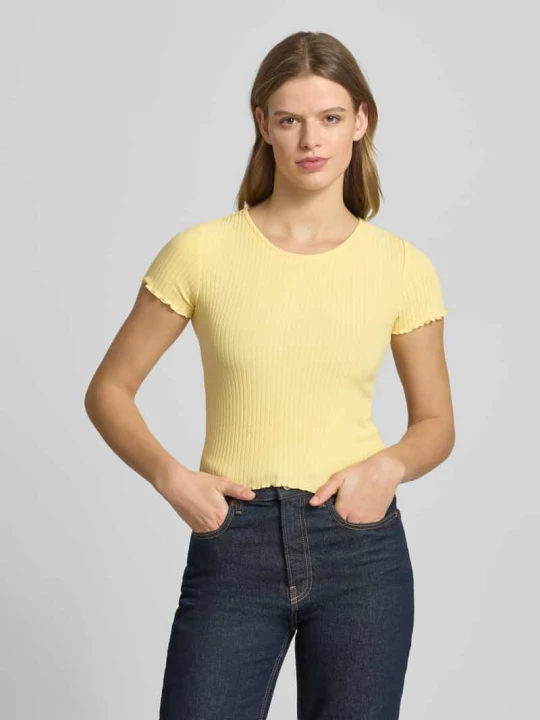 Zdjęcie produktu t-shirt o kroju slim fit z dodatkiem wiskozy, model 'EMMA' Only Jasnożółty