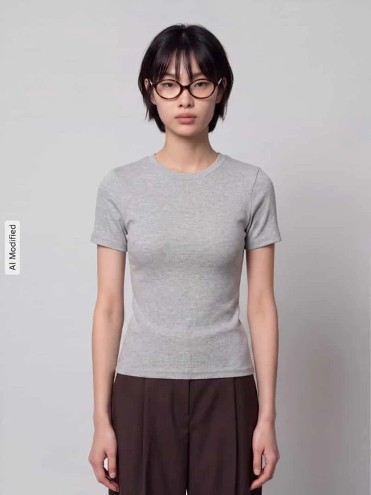 Zdjęcie produktu t-shirt o kroju slim fit z mieszanka bawełny model 'RILEY' Only Jasnoszary