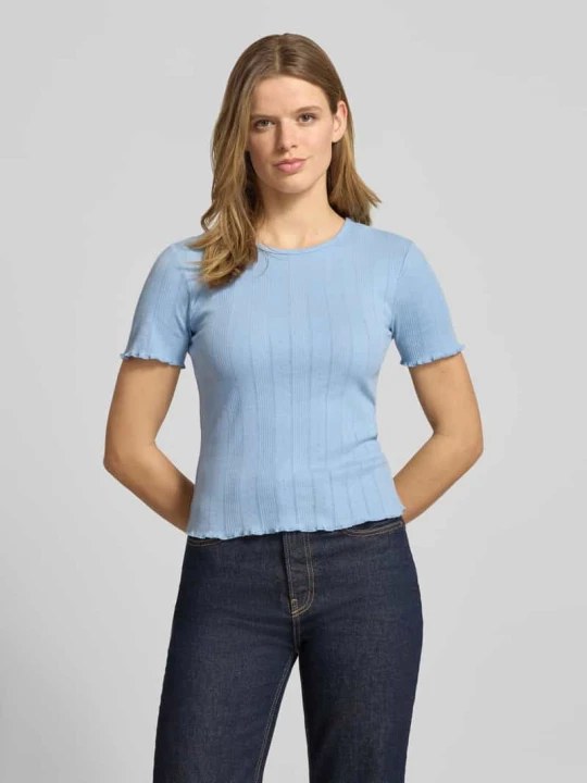 Zdjęcie produktu T-shirt o kroju slim fit z mieszanki bawełny model 'TENNA' Only Jasnoniebieski