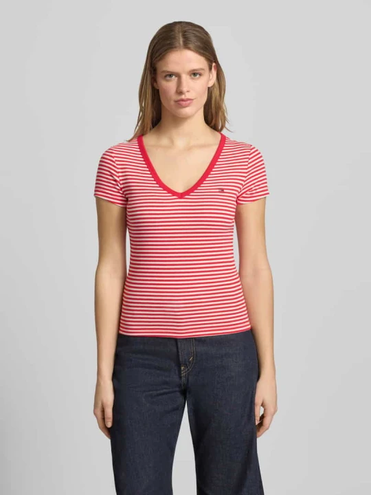 Zdjęcie produktu t-shirt o kroju slim fit z mieszanki bawełny Tommy Jeans Czerwony