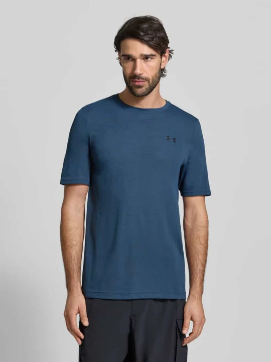 Zdjęcie produktu T-shirt o kroju slim fit z nadrukiem z logo model 'Vanish' Under Armour Niebieski