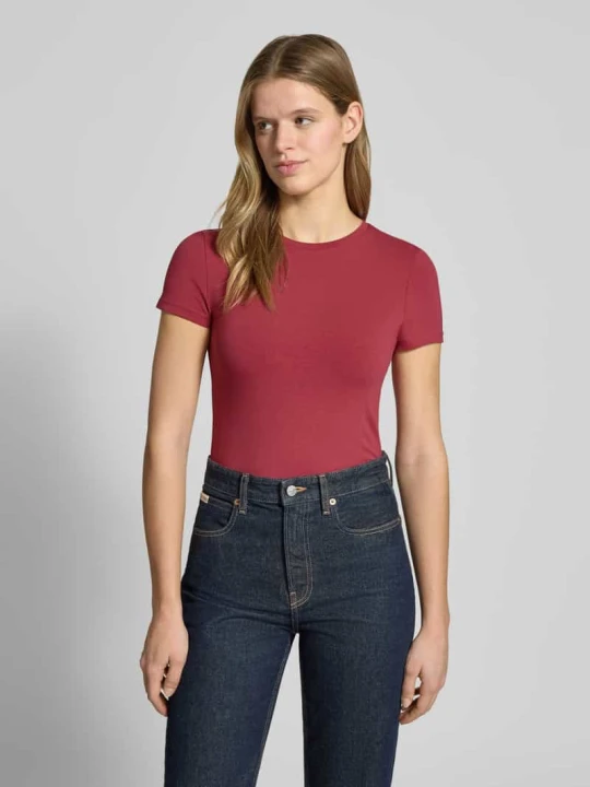 Zdjęcie produktu T-shirt o kroju slim fit z mieszanki bawełny REVIEW Wiśniowy