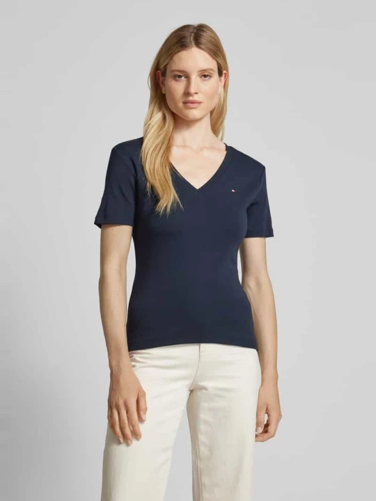 Zdjęcie produktu T-shirt o kroju slim fit z wyhaftowanym logo model ‘CODY’ Tommy Hilfiger Błękitny