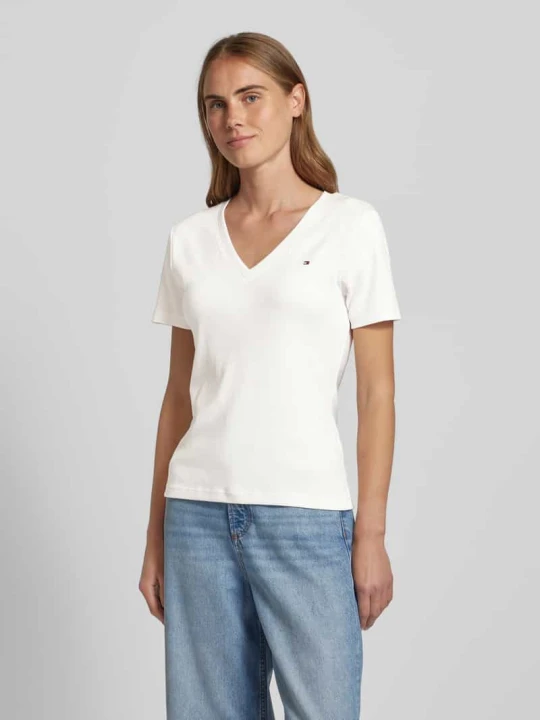Zdjęcie produktu T-shirt o kroju slim fit z wyhaftowanym logo model ‘CODY’ Tommy Hilfiger Écru