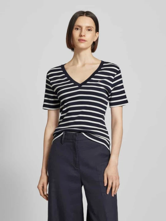 Zdjęcie produktu T-shirt o kroju slim fit z wyhaftowanym logo model ‘CODY’ Tommy Hilfiger Granatowy