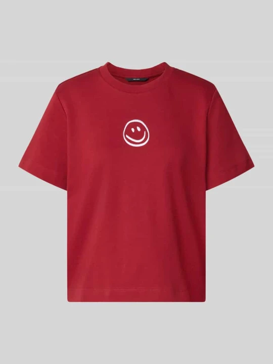 Zdjęcie produktu T-shirt o pudełkowym kroju z czystej bawełny model 'SARA' Vero Moda Czerwony
