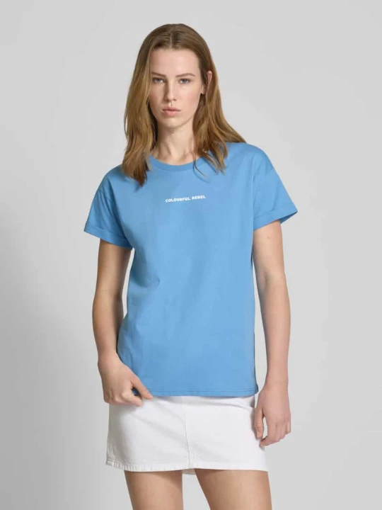 Zdjęcie produktu T-shirt o pudełkowym kroju z okrągłym dekoltem Colourful Rebel