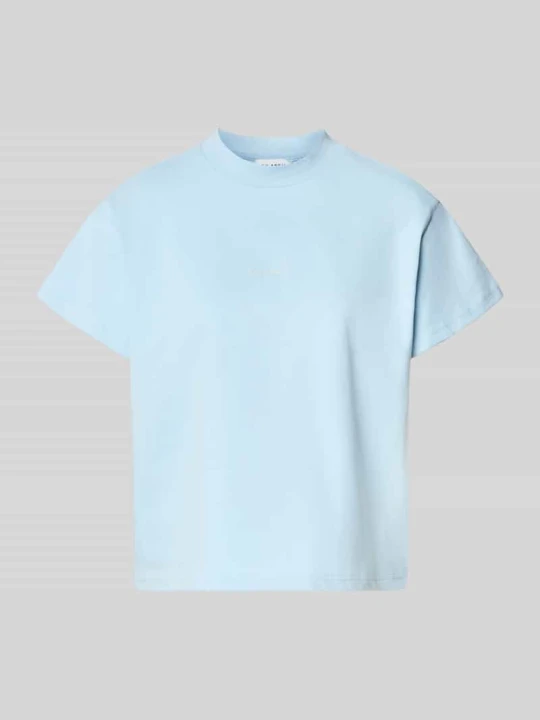 Zdjęcie produktu t-shirt o pudełkowym kroju z wyhaftowanym logo model 'Ella' Oh April Jasnoniebieski
