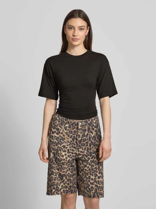 Zdjęcie produktu T-shirt o taliowanym kroju model 'ELORA' JJXX Czarny