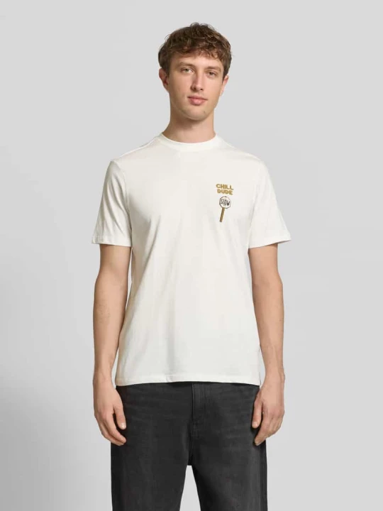 Zdjęcie produktu T-shirt w kroju regular fit z haftem statement model 'Kameron' Blend Złamany biały