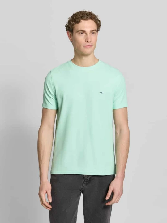 Zdjęcie produktu T-shirt w kroju regular fit z haftowanym logo FYNCH-HATTON Miętowy