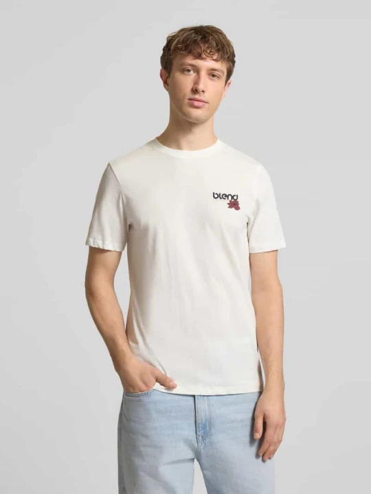 Zdjęcie produktu T-shirt w kroju regular fit z nadrukiem logo model 'Kenan' Blend Złamany biały