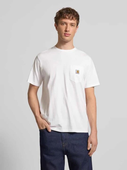 Zdjęcie produktu T-shirt w kroju regular fit z naszywką z logo Carhartt WIP Biały