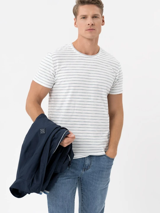 Zdjęcie produktu T-shirt w paski TM-ULF Volcano Biały