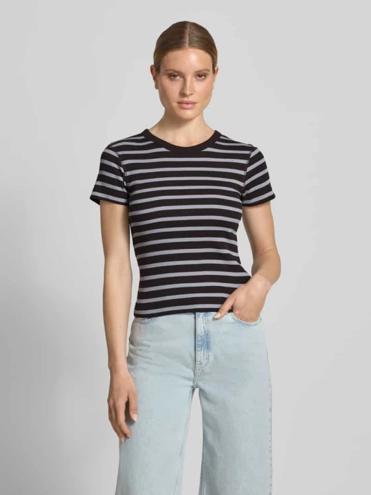 Zdjęcie produktu T-shirt w prążkowanej optyce, krój slim fit, model 'Koale' Drykorn Czekoladowy
