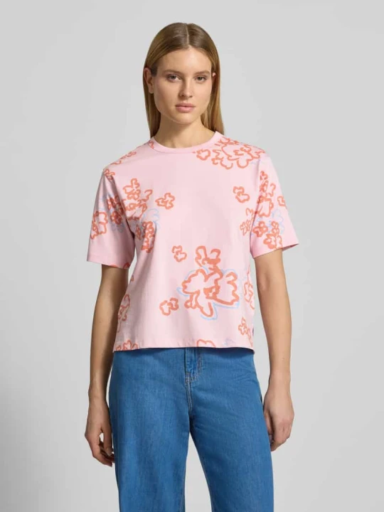 Zdjęcie produktu t-shirt we wzór na całej powierzchni z okrągłym dekoltem Jake*s Mocnoróżowy