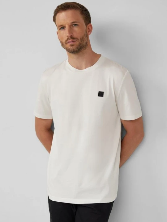 Zdjęcie produktu T-shirt wykonany z merceryzowanej bawełny z logo s.Oliver kremowy