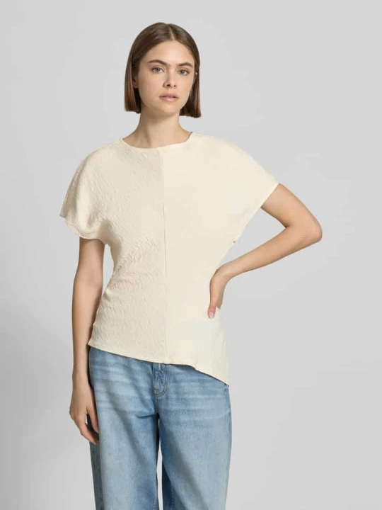 Zdjęcie produktu t-shirt z asymetrycznym krojem model 'Maria' Gina Tricot Écru
