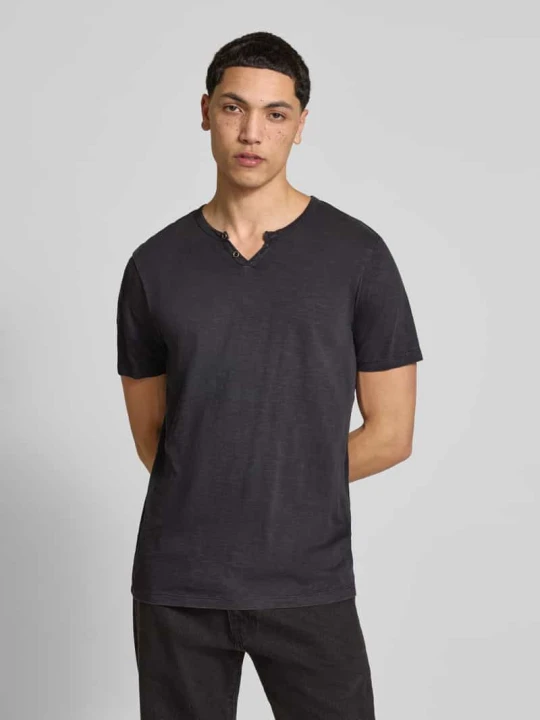Zdjęcie produktu T-shirt z Bawełna Model 'SPLIT' Jack&Jones Czarny