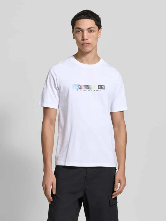 Zdjęcie produktu t-shirt z bawełny ekologicznej model 'NANTUCKET' Jack&Jones Biały