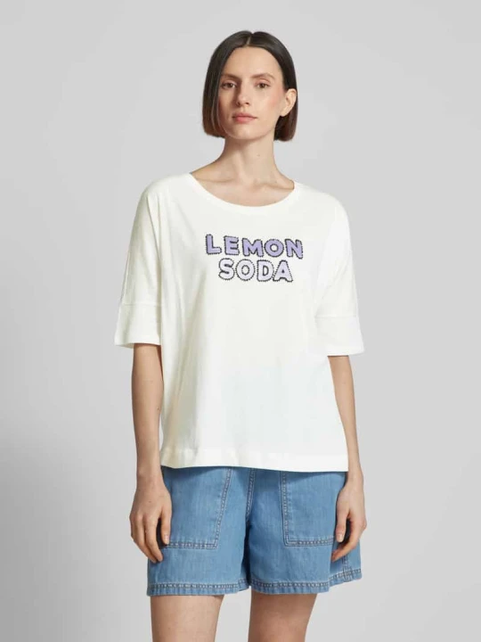 Zdjęcie produktu T-shirt z cekinowym obszyciem model ‘Dacina’ Lieblingsstück Złamany biały