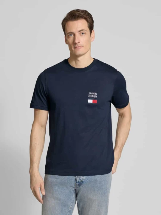 Zdjęcie produktu T-shirt z czystej bawełny w kroju regular fit model 'BRAND LOVE TEXT' Tommy Hilfiger Granatowy