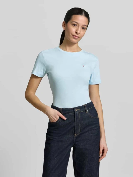 Zdjęcie produktu T-shirt z czystej bawełny w kroju slim fit Tommy Hilfiger Jasnoniebieski