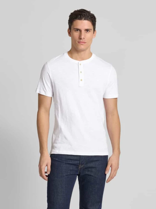 Zdjęcie produktu T-shirt z dekoltem serafino Camel Active Biały