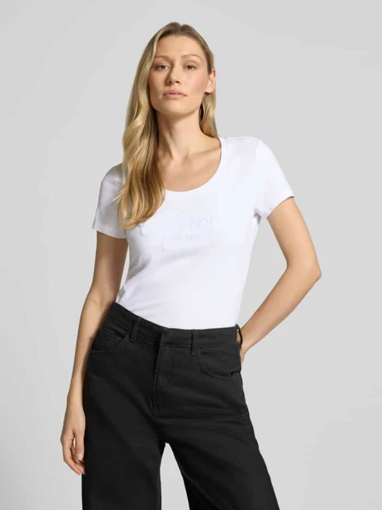 Zdjęcie produktu T-shirt z dekoltem w kształcie U model 'SCRIPT' Guess Biały