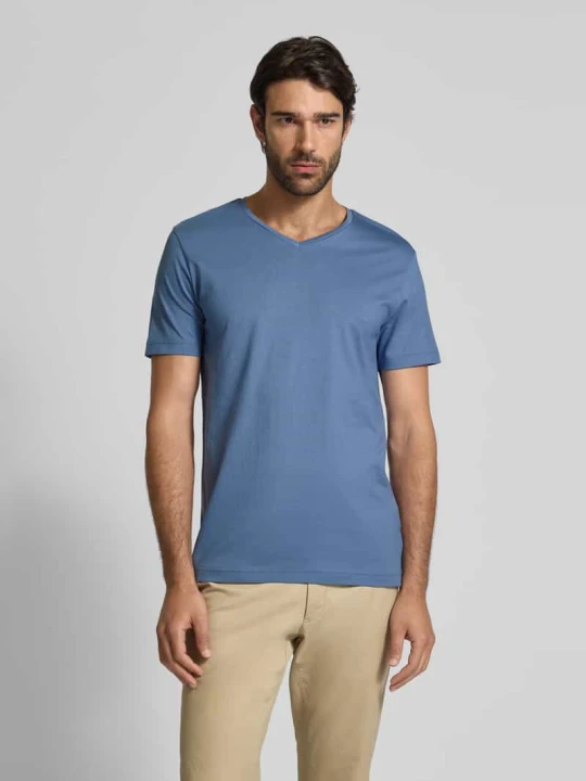 Zdjęcie produktu T-shirt z dekoltem w serek Christian Berg Jeansowy niebieski