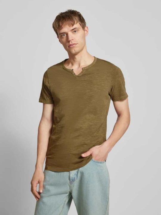 Zdjęcie produktu T-shirt z dekoltem w serek Jack&Jones Oliwkowy