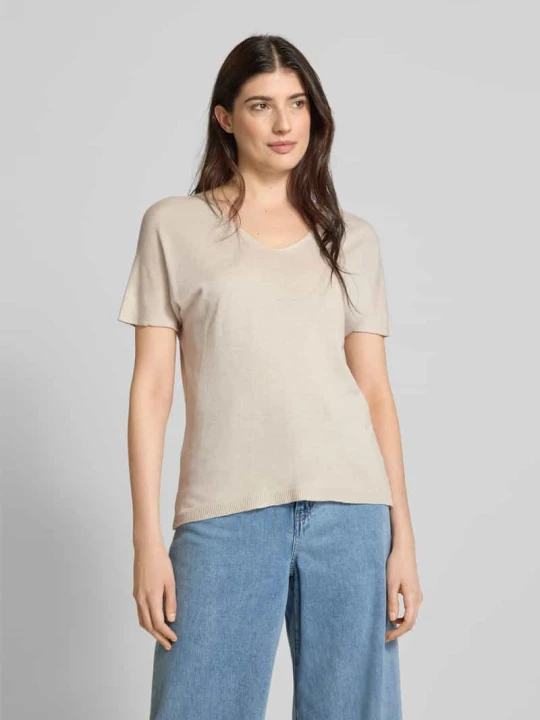 Zdjęcie produktu T-shirt z dekoltem w serek ZABAIONE Beżowy