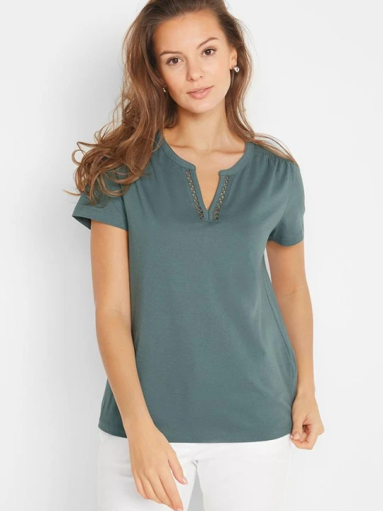 Zdjęcie produktu Bawełniany T-shirt z dekoracyjnym dekoltem BonPrix zielony
