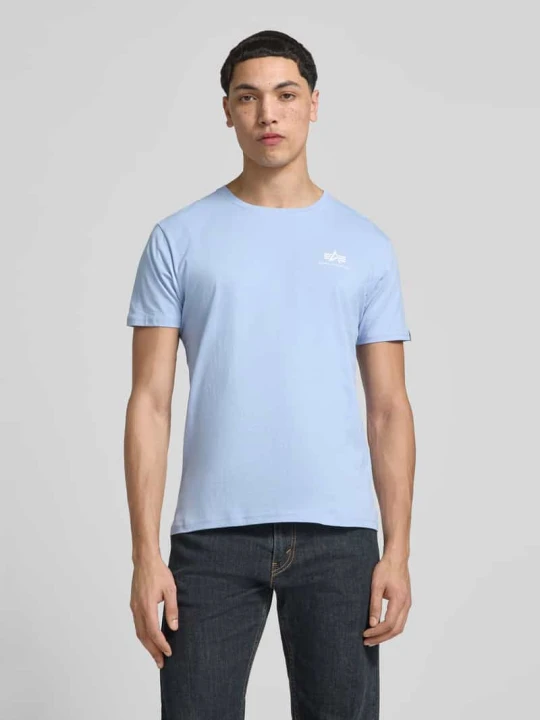 Zdjęcie produktu T-shirt z detalami z logo Model 'BASIC' Alpha Industries Jasnoniebieski