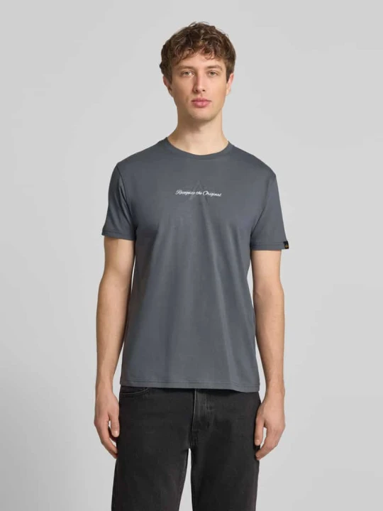 Zdjęcie produktu t-shirt z detalem z logo Alpha Industries Ciemnoszary