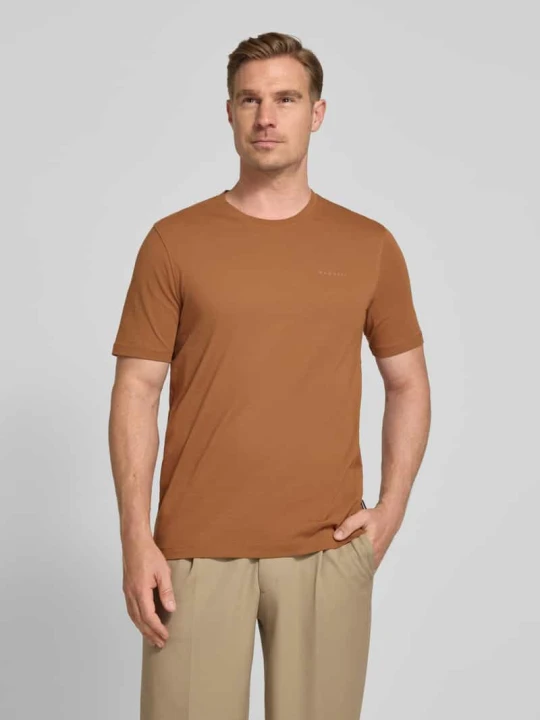 Zdjęcie produktu t-shirt z detalem z logo Bugatti Orzechowy