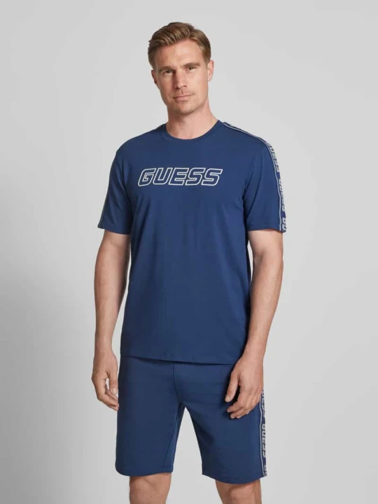 Zdjęcie produktu T-shirt z detalem z logo Guess Ciemnoniebieski