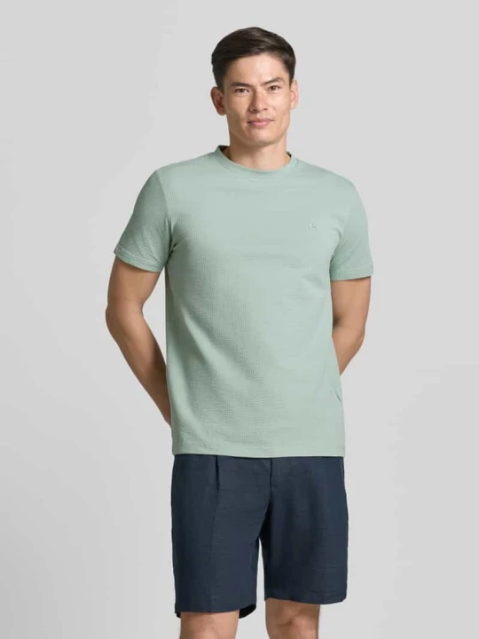 Zdjęcie produktu t-shirt z fakturowanym wzorem i wyhaftowanym logo Lerros Limonkowy