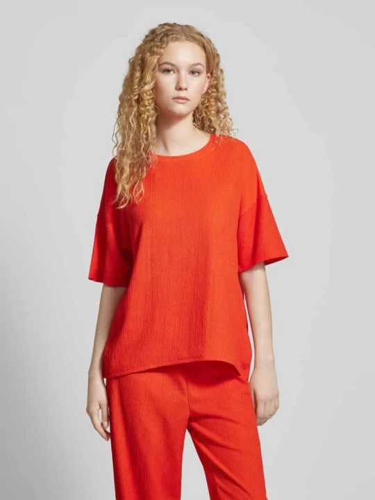 Zdjęcie produktu T-shirt z fakturowanym wzorem model ‘LUNA’ Pieces Jasnoczerwony