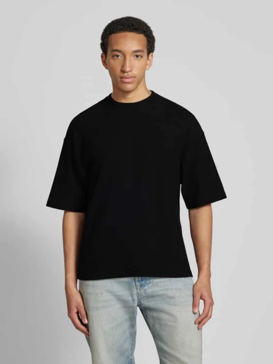 Zdjęcie produktu T-shirt z fakturowanym wzorem REVIEW Czarny