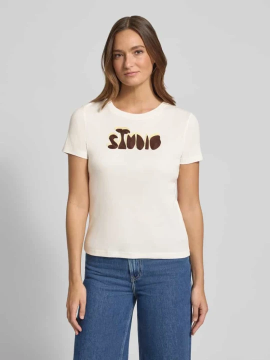 Zdjęcie produktu T-shirt z haftem i okrągłym dekoltem Jake*s Złamany biały