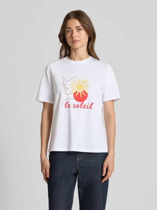 Zdjęcie produktu t-shirt z haftem model 'NORA' Vila Biały