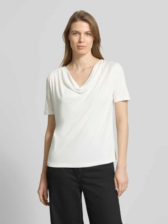 Zdjęcie produktu T-shirt z lejącym dekoltem MORE & MORE Złamany biały