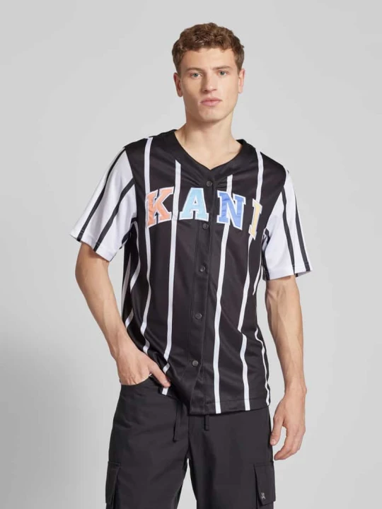 Zdjęcie produktu T-shirt z listwą z zatrzaskami na całej długości Karl Kani Czarny