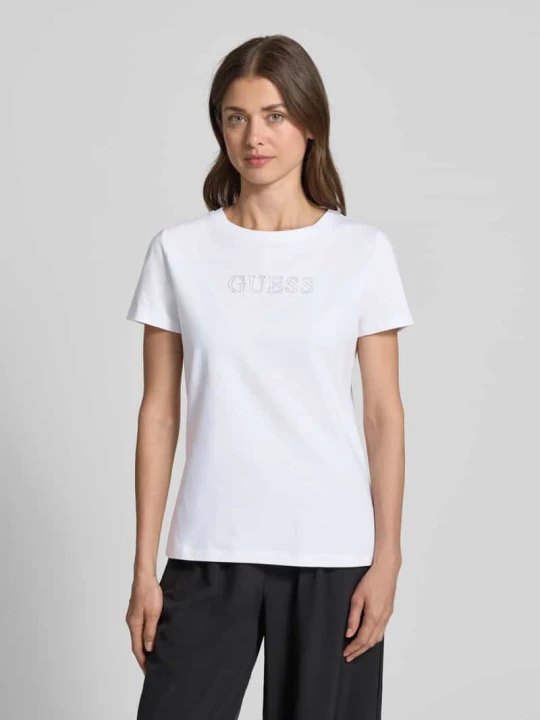 Zdjęcie produktu t-shirt z obszyciem ozdobnymi kamieniami model 'BRIANA' Guess Biały